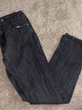 Classic Straight-Leg Black Denim Jeans